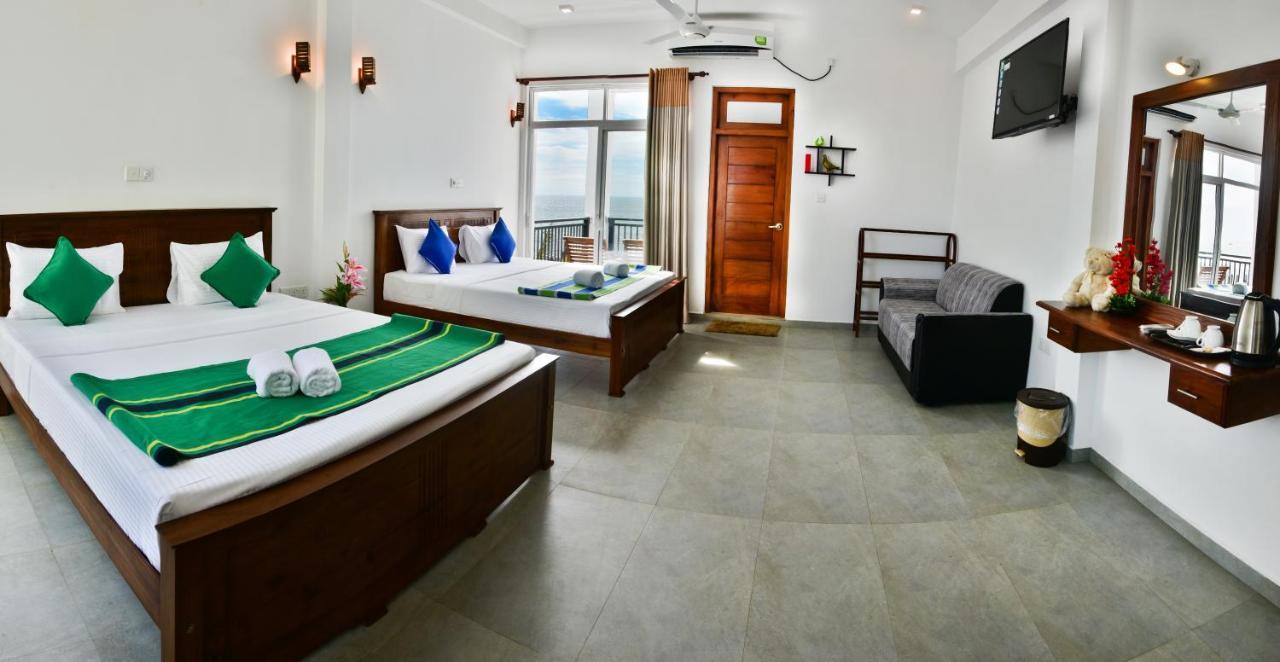 Rominrich Hotel Hikkaduwa Exterior photo