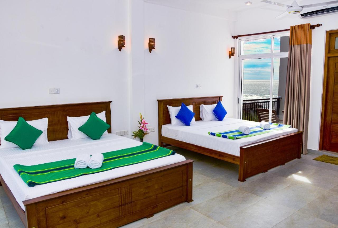 Rominrich Hotel Hikkaduwa Exterior photo