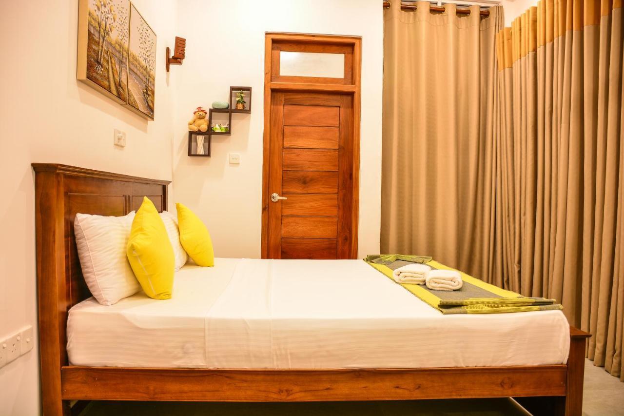 Rominrich Hotel Hikkaduwa Exterior photo